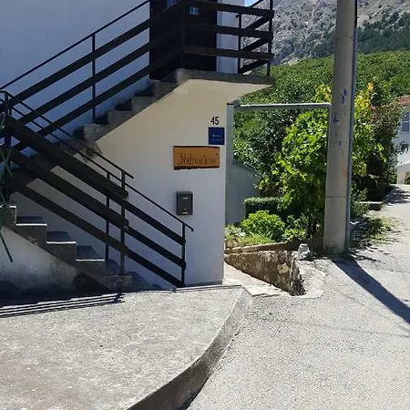 Διαμέρισμα Podmartine *