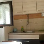 شقة Podmartine *